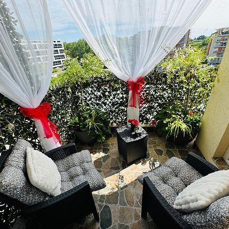 Aici Te Simti Ca Acasa Apartman Jászvásár Kültér fotó